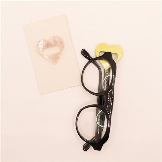 Spilla Portaocchiali Cuore